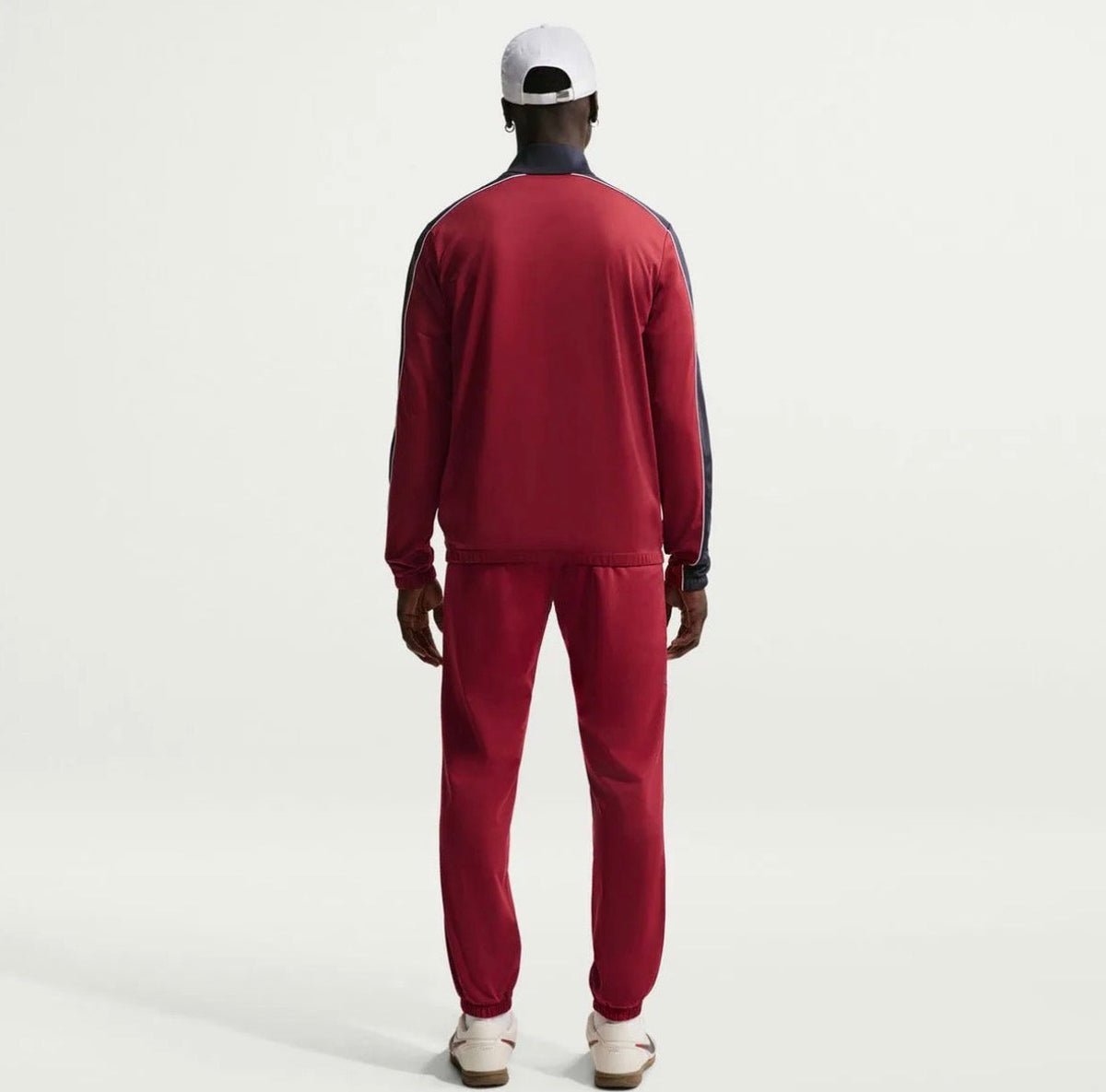 nike tuta completa