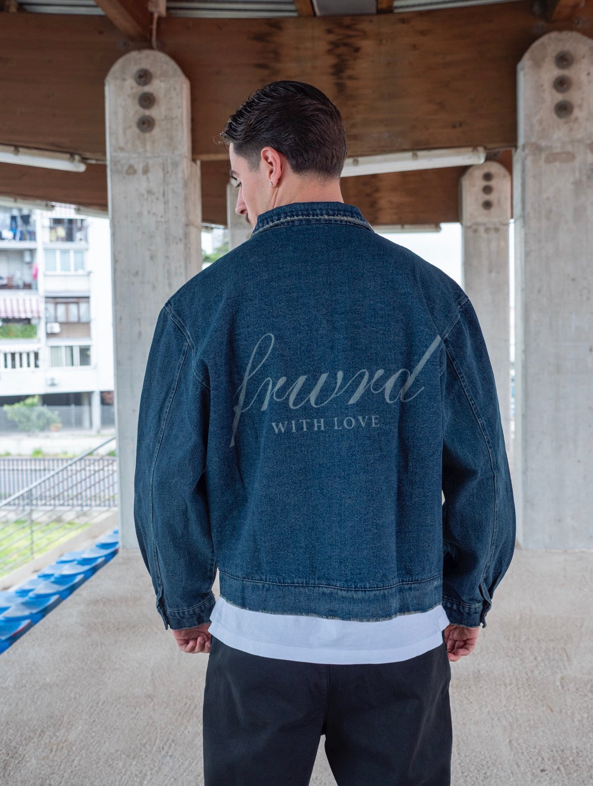 forward CAPI SPALLA IN JEANS CON uomo