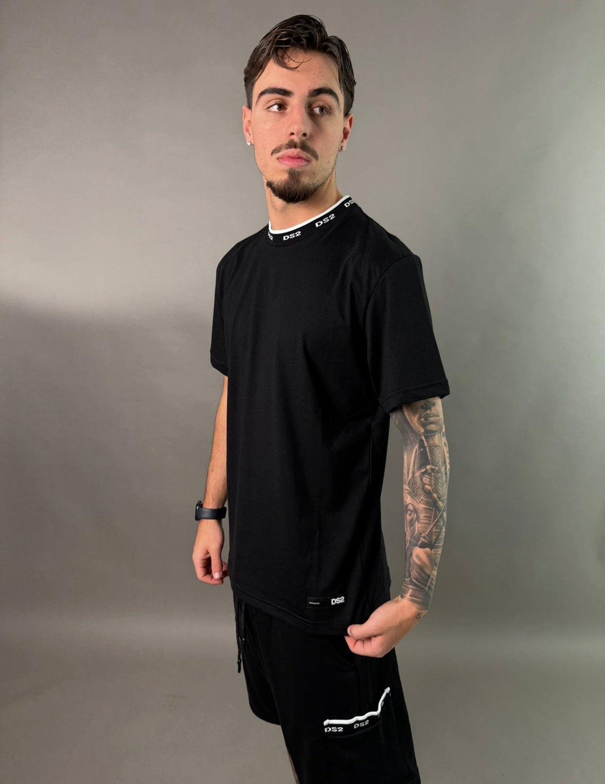 ds2 t-shirt logo collo